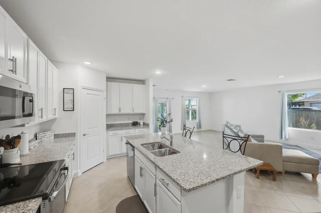 226 SW Milburn Circle Port St Lucie FL 34953