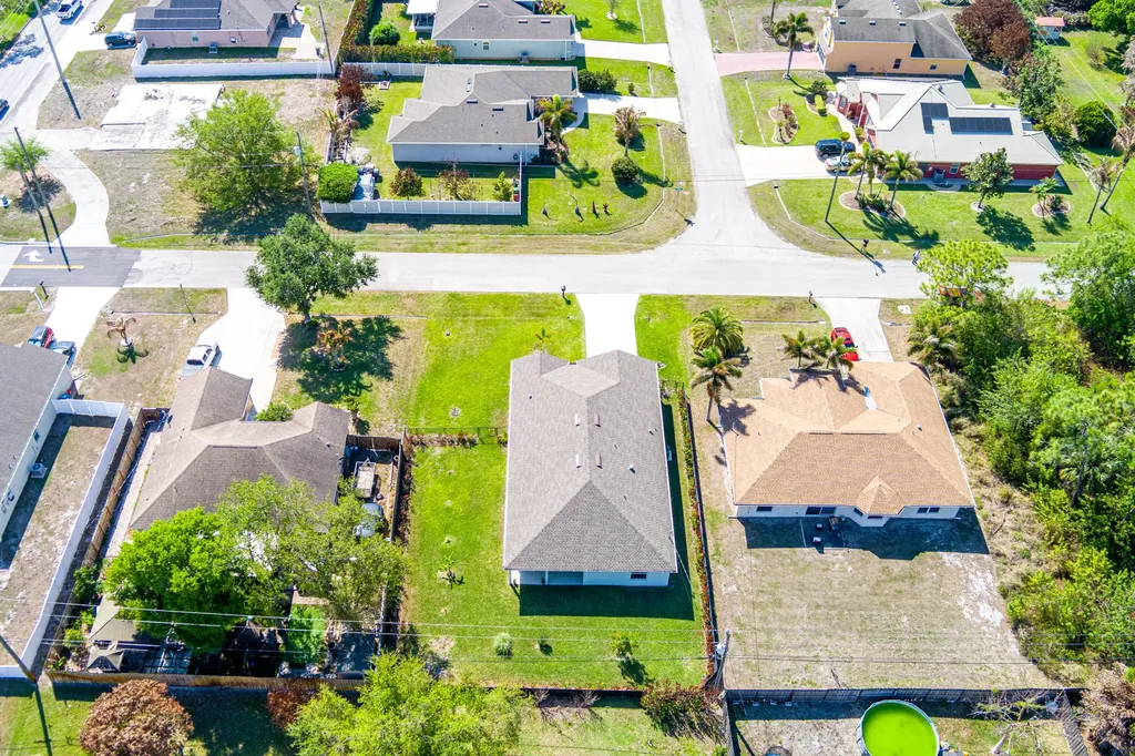 226 SW Milburn Circle Port St Lucie FL 34953
