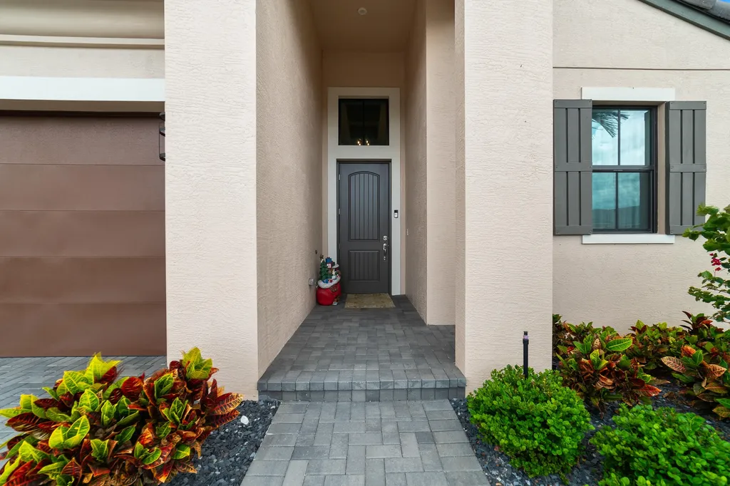 2801 SE Ashfield Drive Port St Lucie FL 34984