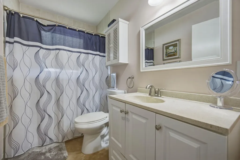8654 Indian River Run S Boynton Beach FL 33472