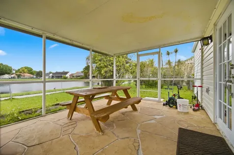 8654 Indian River Run S Boynton Beach FL 33472