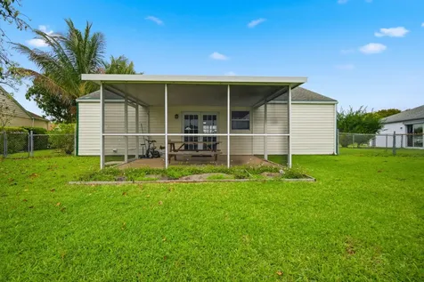 8654 Indian River Run S Boynton Beach FL 33472