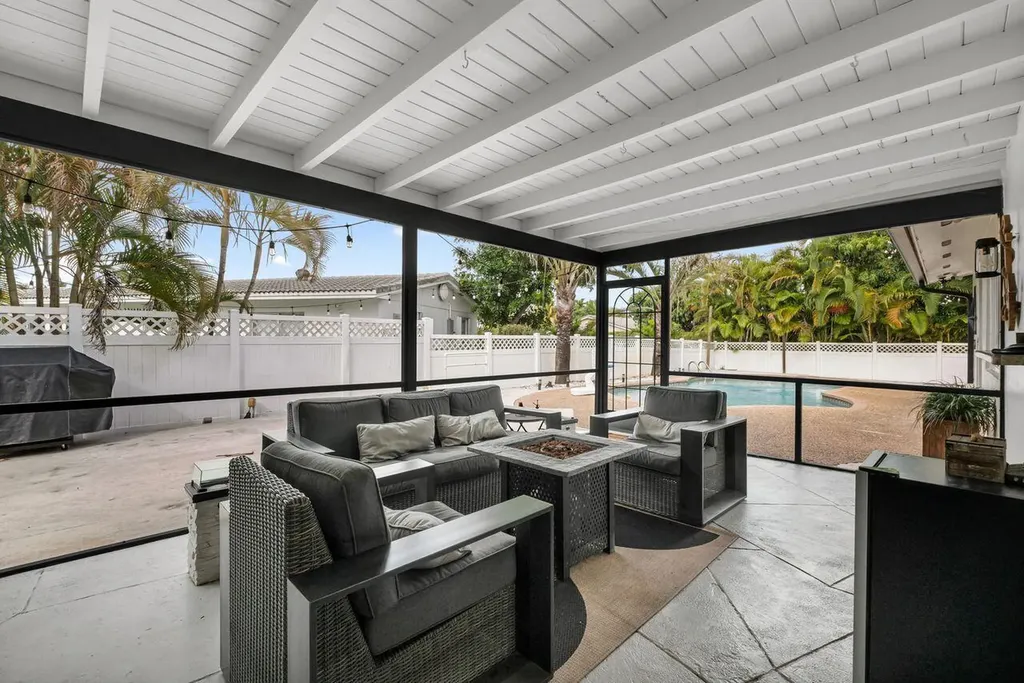 7601 NW 41st Street Coral Springs FL 33065
