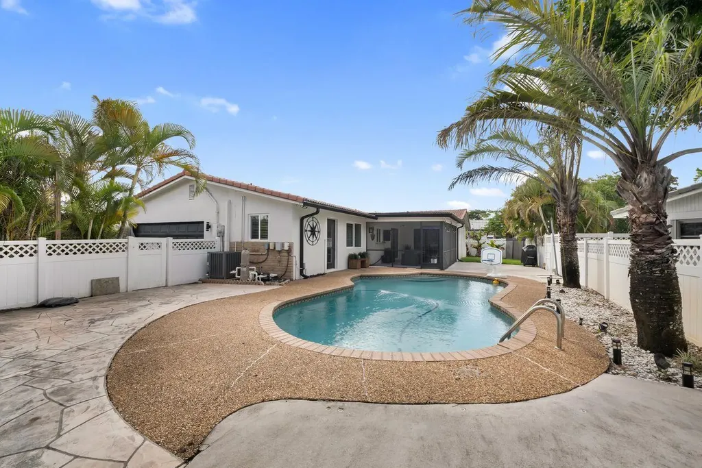 7601 NW 41st Street Coral Springs FL 33065