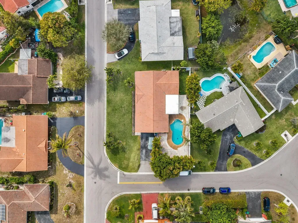 7601 NW 41st Street Coral Springs FL 33065