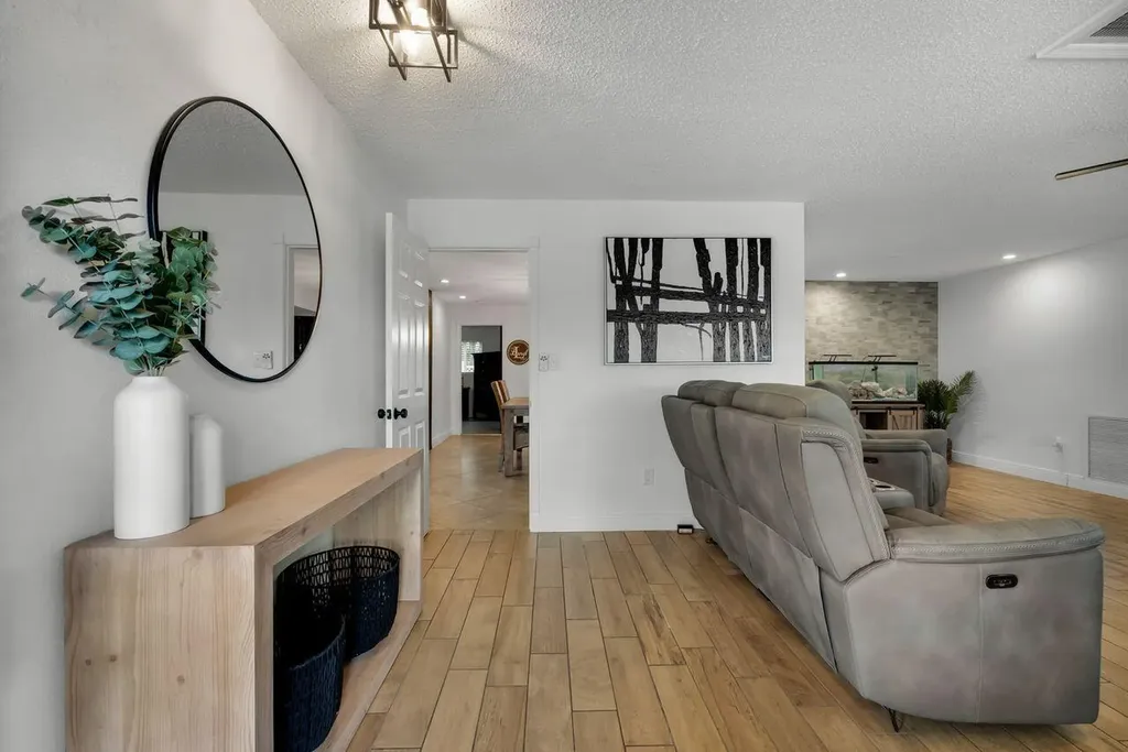 7601 NW 41st Street Coral Springs FL 33065
