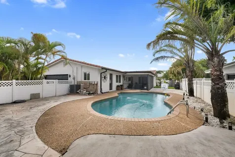 7601 NW 41st Street Coral Springs FL 33065