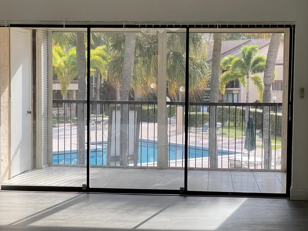 2379 SW 15th Street Deerfield Beach FL 33442