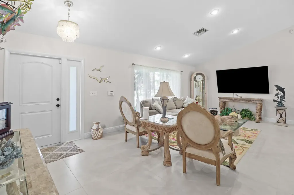 9260 Laurel Green Drive Boynton Beach FL 33437