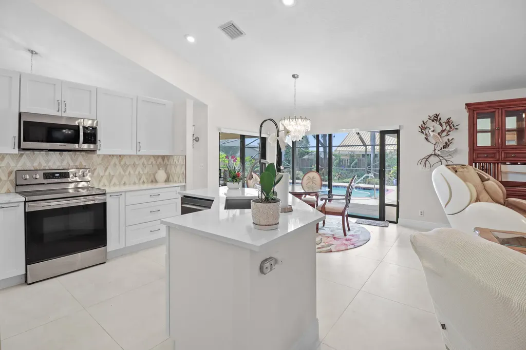 9260 Laurel Green Drive Boynton Beach FL 33437