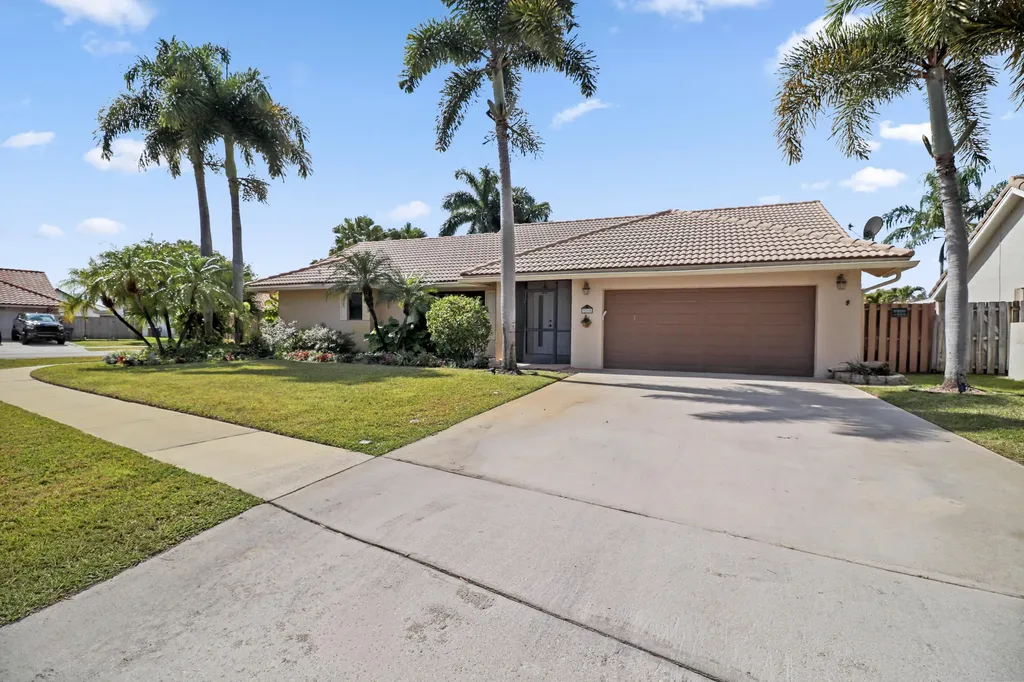 9260 Laurel Green Drive Boynton Beach FL 33437