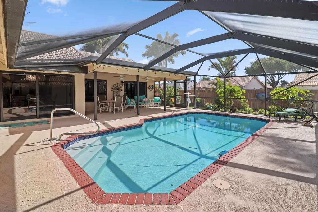 9260 Laurel Green Drive Boynton Beach FL 33437
