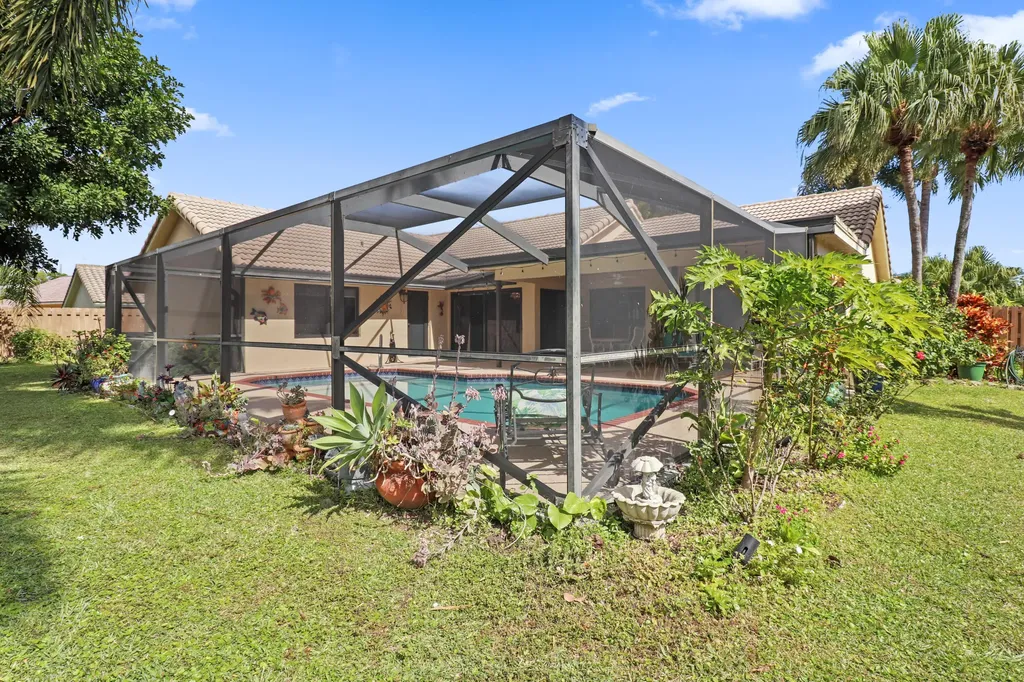 9260 Laurel Green Drive Boynton Beach FL 33437