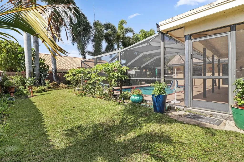 9260 Laurel Green Drive Boynton Beach FL 33437