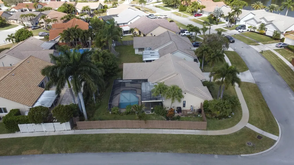 9260 Laurel Green Drive Boynton Beach FL 33437