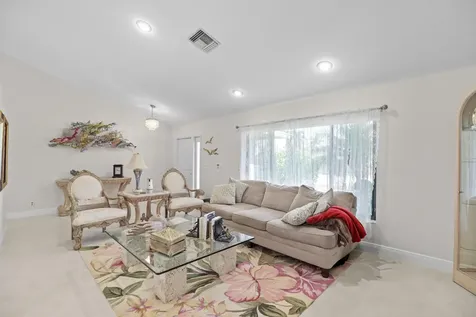 9260 Laurel Green Drive Boynton Beach FL 33437
