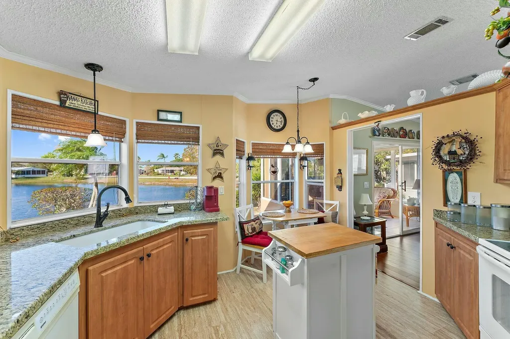 3780 Shadberry Court Port St Lucie FL 34952