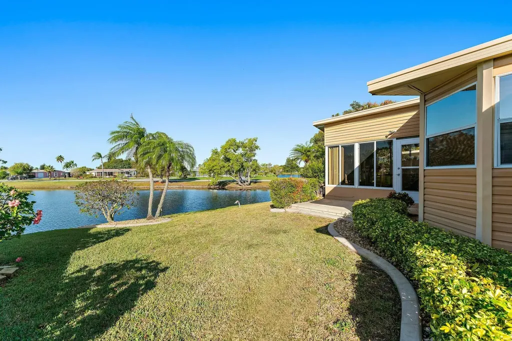 3780 Shadberry Court Port St Lucie FL 34952