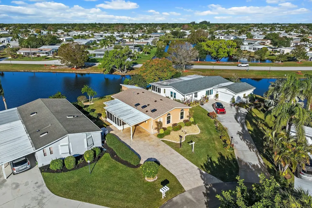 3780 Shadberry Court Port St Lucie FL 34952