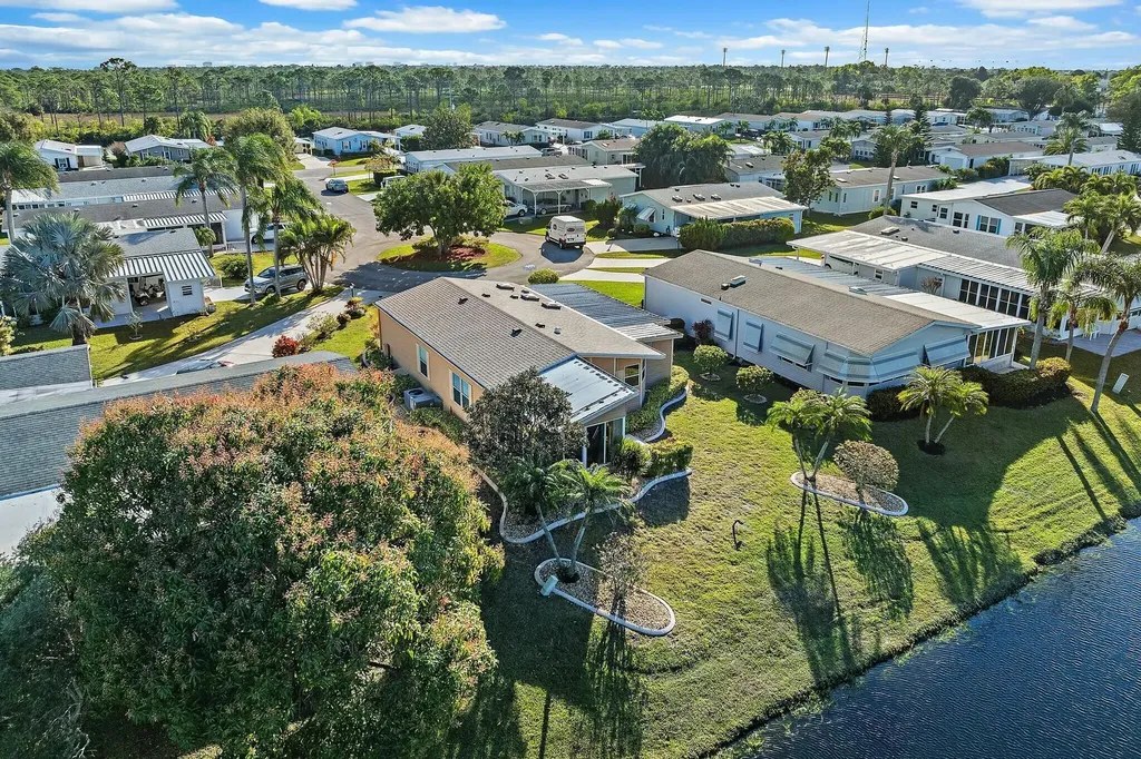 3780 Shadberry Court Port St Lucie FL 34952