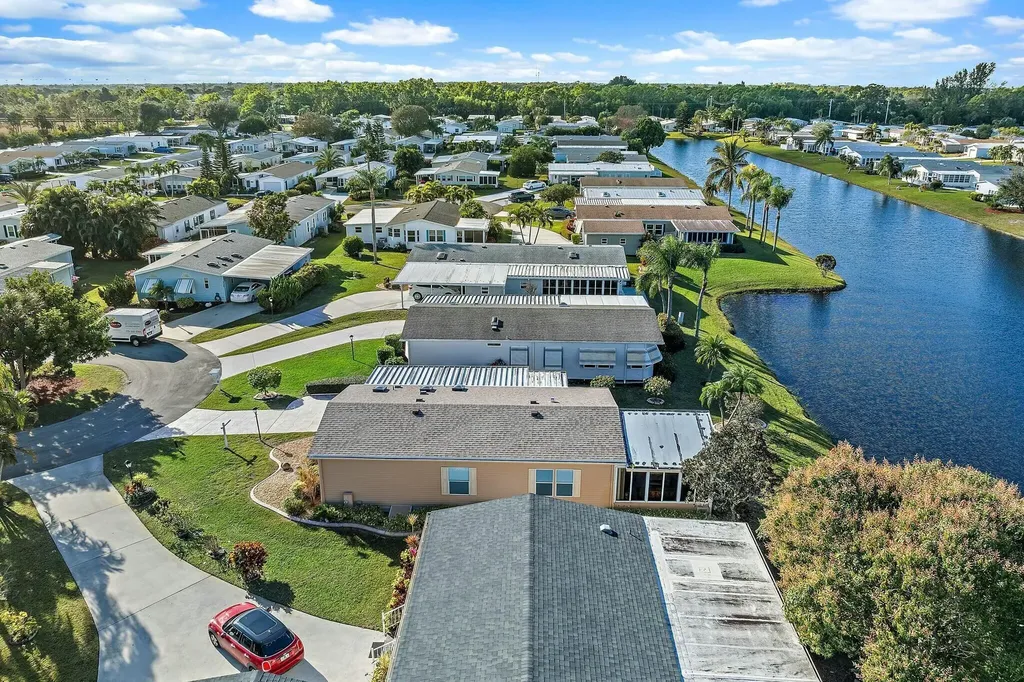3780 Shadberry Court Port St Lucie FL 34952