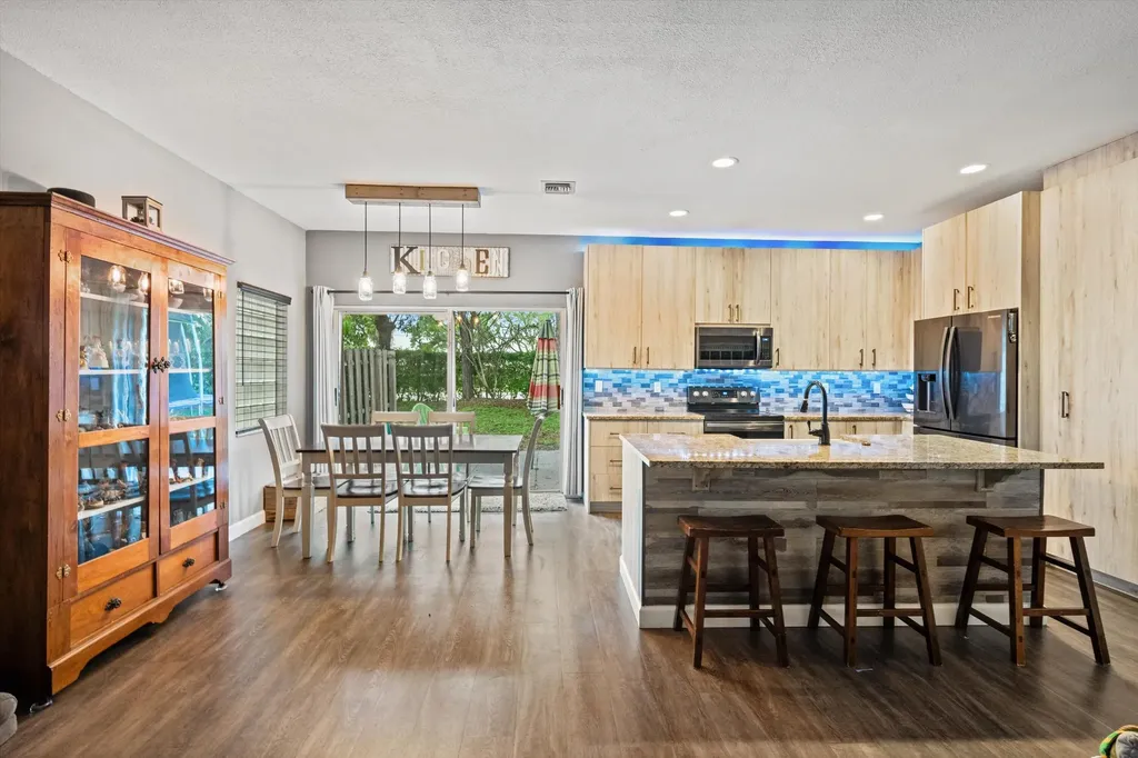 6817 Coral Reef Street Lake Worth FL 33467