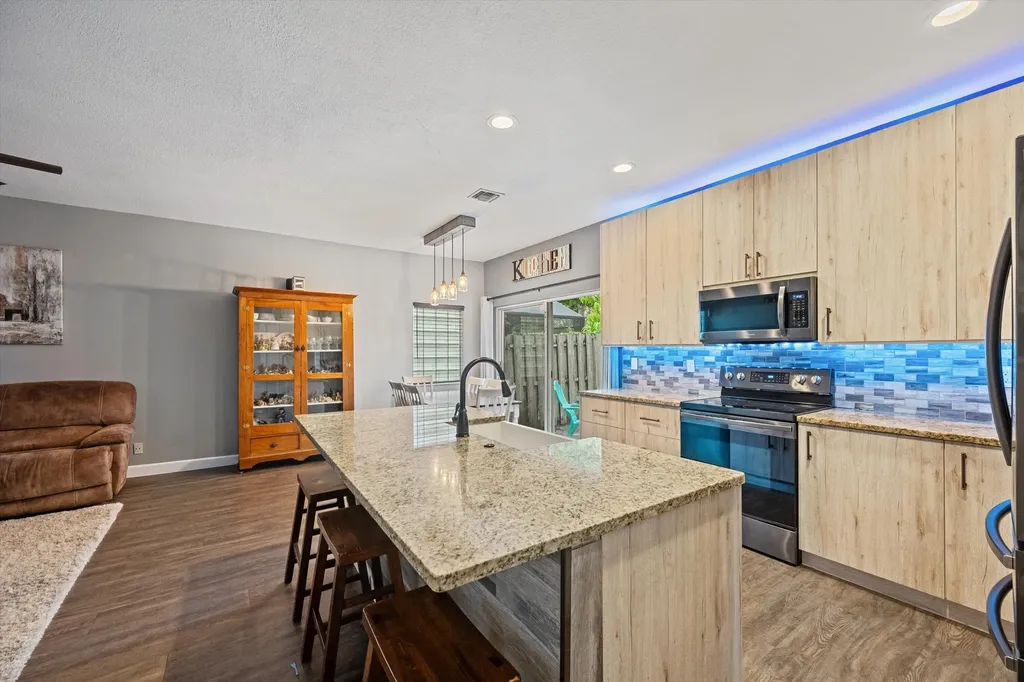 6817 Coral Reef Street Lake Worth FL 33467