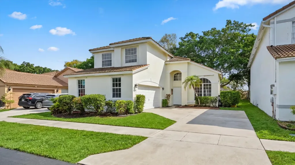 6817 Coral Reef Street Lake Worth FL 33467