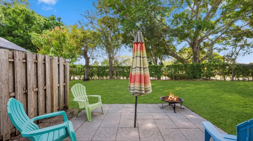 6817 Coral Reef Street Lake Worth FL 33467