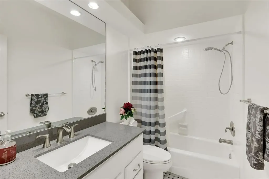 7334 Pine Creek Way Port St Lucie FL 34986