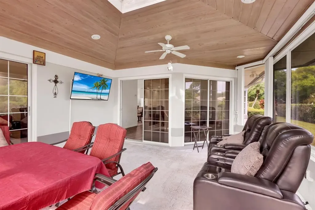 7334 Pine Creek Way Port St Lucie FL 34986