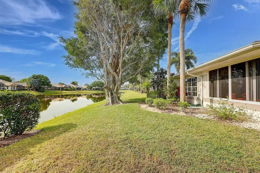 7334 Pine Creek Way Port St Lucie FL 34986