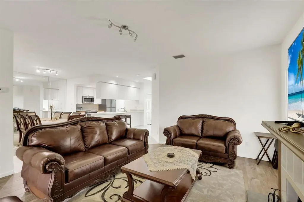 7334 Pine Creek Way Port St Lucie FL 34986