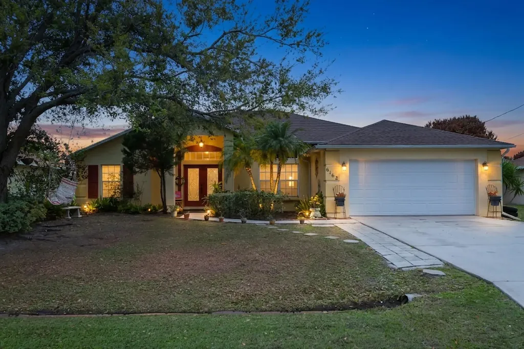 6162 NW Gatun Drive Port St Lucie FL 34986