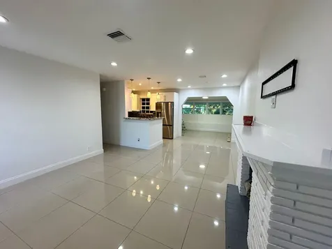 104 NE 16th Avenue Boynton Beach FL 33435
