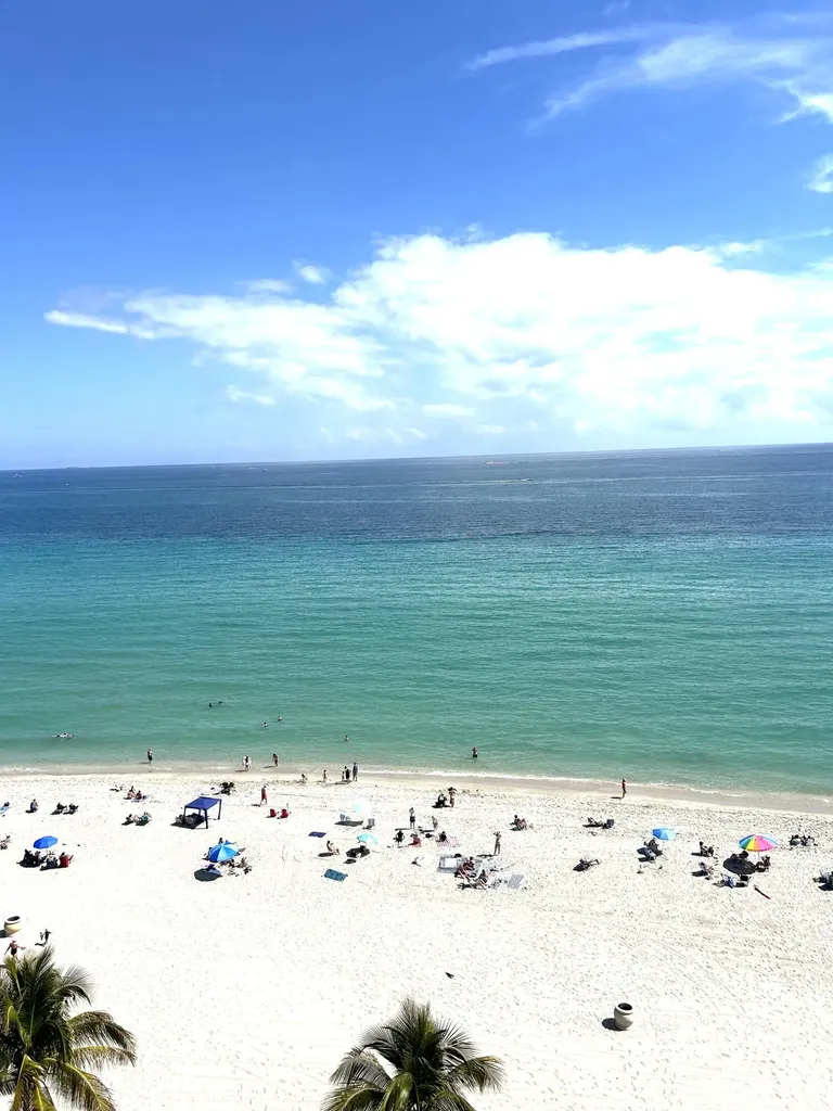 400 N Surf Road Hollywood FL 33019