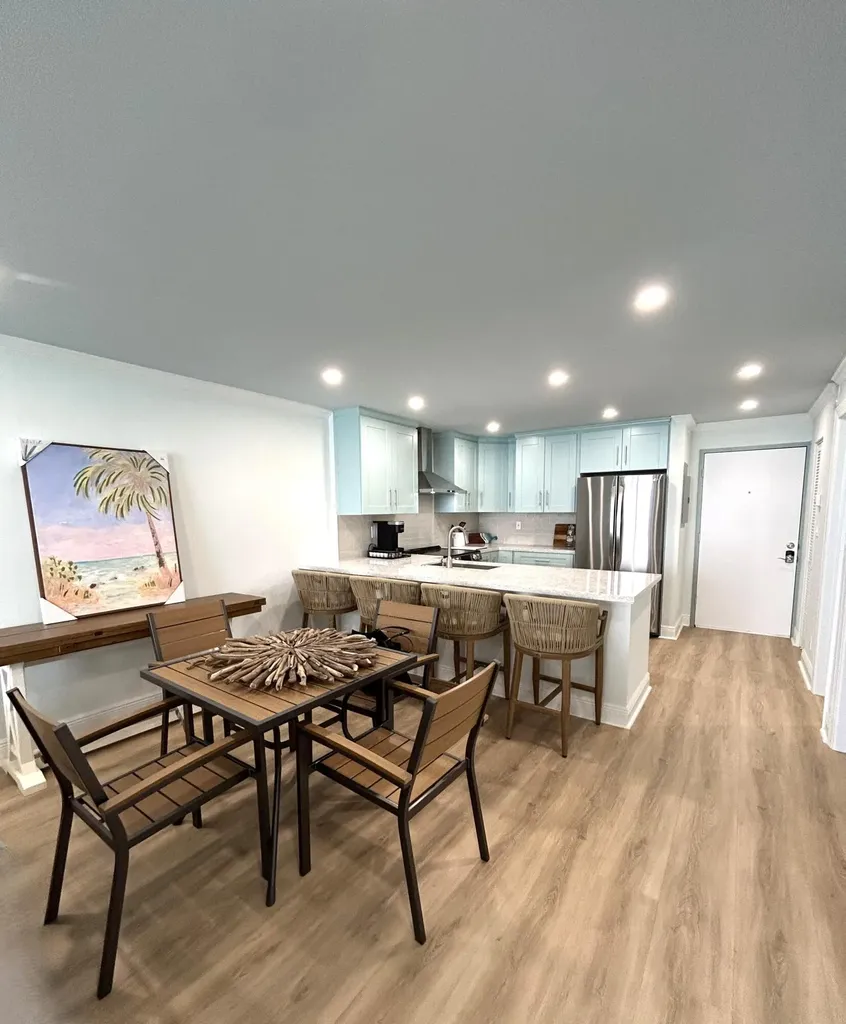 400 N Surf Road Hollywood FL 33019