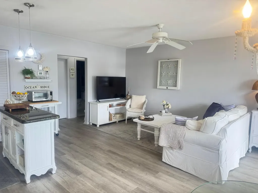 5505 N Ocean Boulevard Ocean Ridge FL 33435