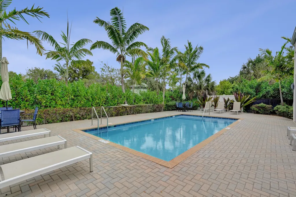 435 NW 17th Street Fort Lauderdale FL 33311