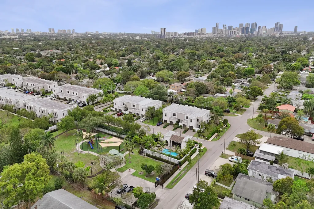 435 NW 17th Street Fort Lauderdale FL 33311