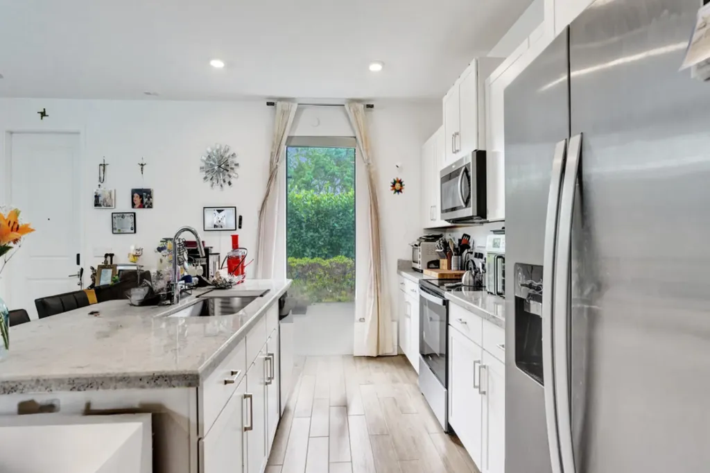 435 NW 17th Street Fort Lauderdale FL 33311