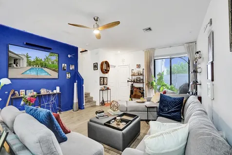 435 NW 17th Street Fort Lauderdale FL 33311