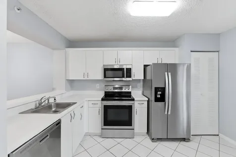 9511 Weldon Circle Tamarac FL 33321