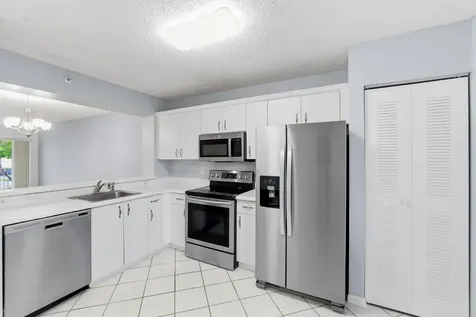 9511 Weldon Circle Tamarac FL 33321