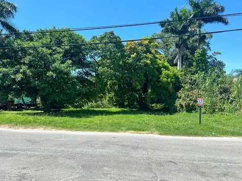 197 W Main Street Pahokee FL 33476