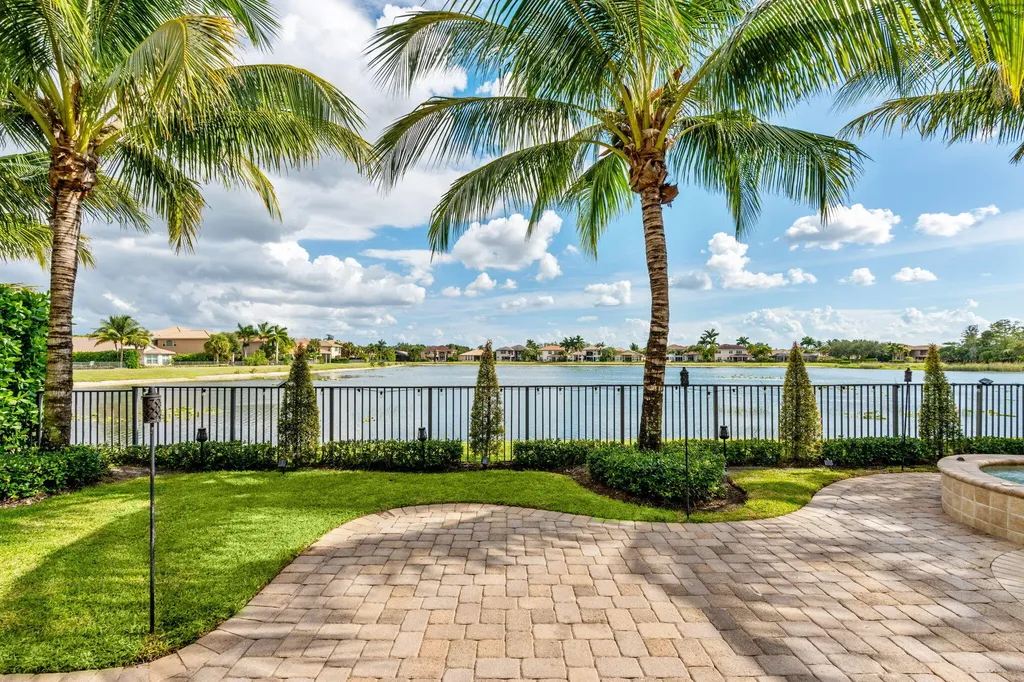 647 Edgebrook Lane Royal Palm Beach FL 33411