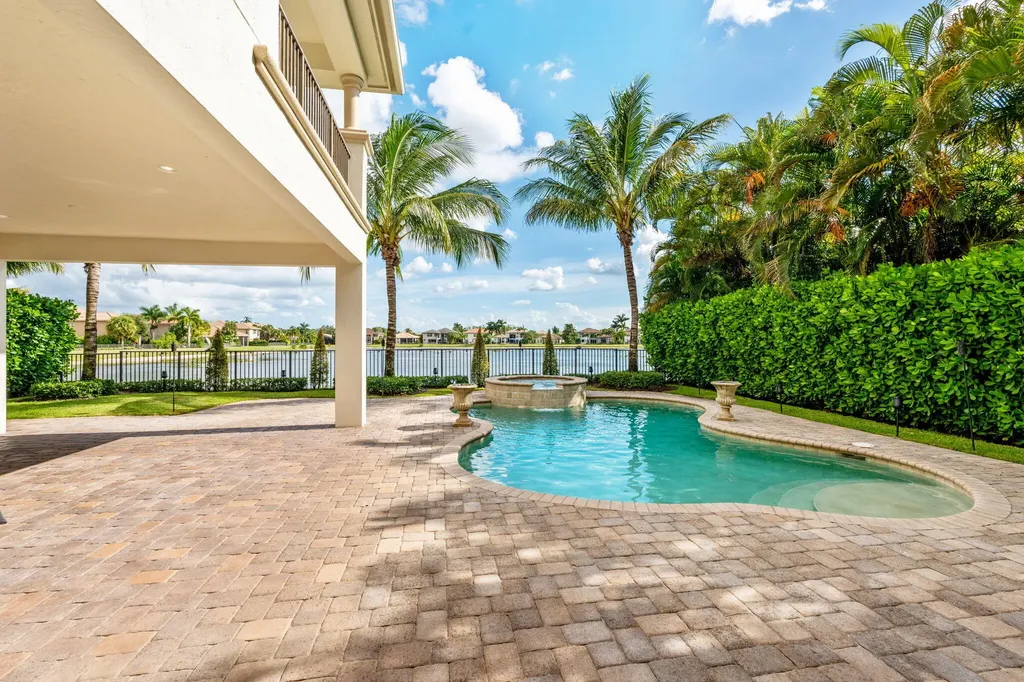 647 Edgebrook Lane Royal Palm Beach FL 33411