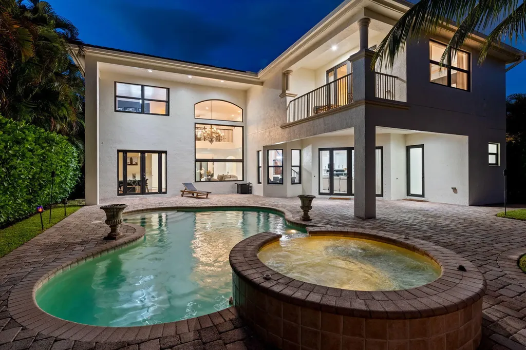 647 Edgebrook Lane Royal Palm Beach FL 33411