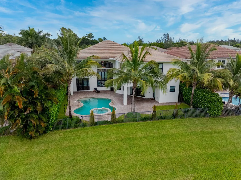 647 Edgebrook Lane Royal Palm Beach FL 33411
