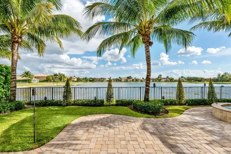 647 Edgebrook Lane Royal Palm Beach FL 33411